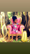 Load image into Gallery viewer, Princess Pink Mini Throne