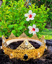 Load image into Gallery viewer, The King&#39;s Crown (Gold)
