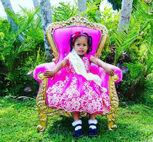 Load image into Gallery viewer, Princess Pink Mini Throne
